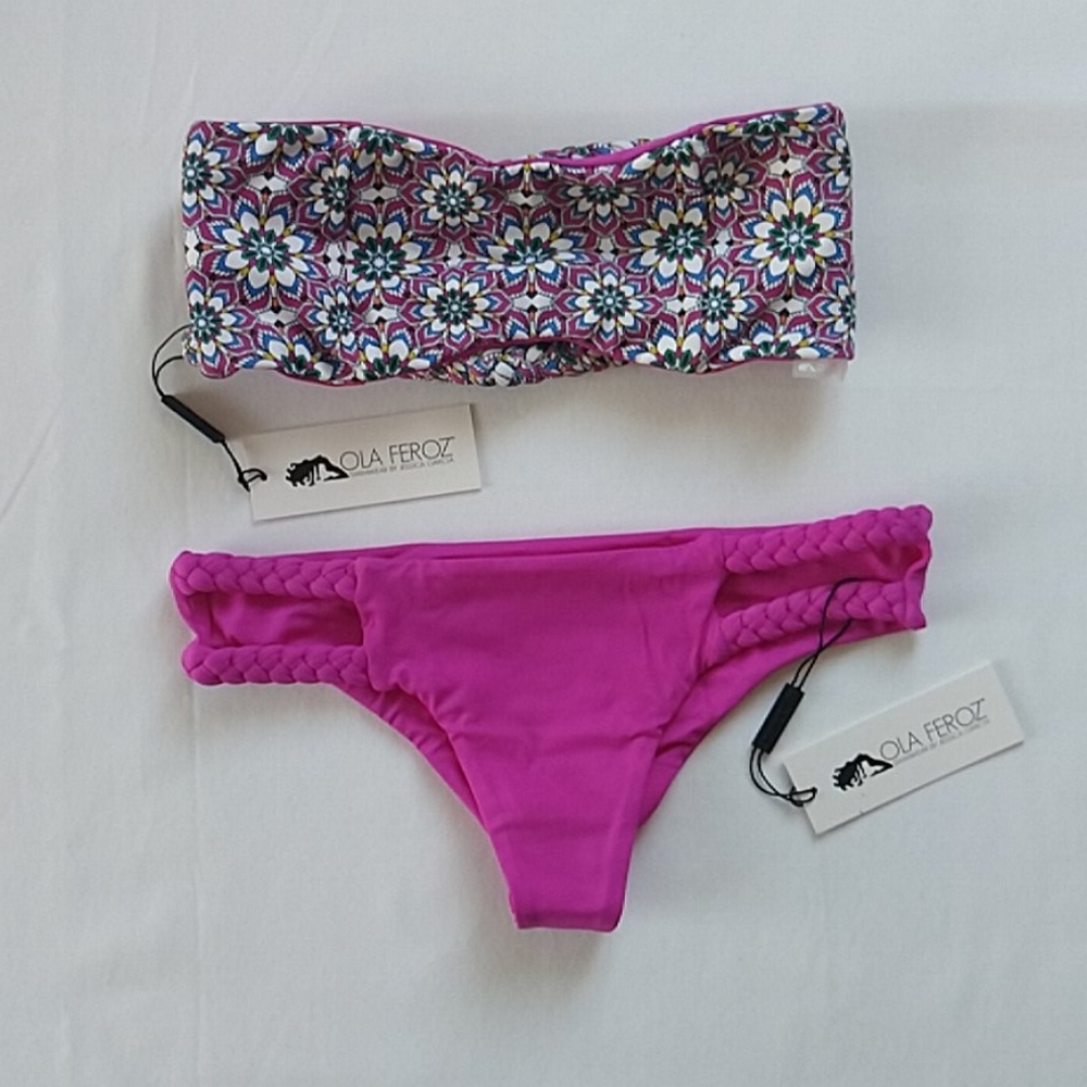 Ola Feroz strapless reversible bikini